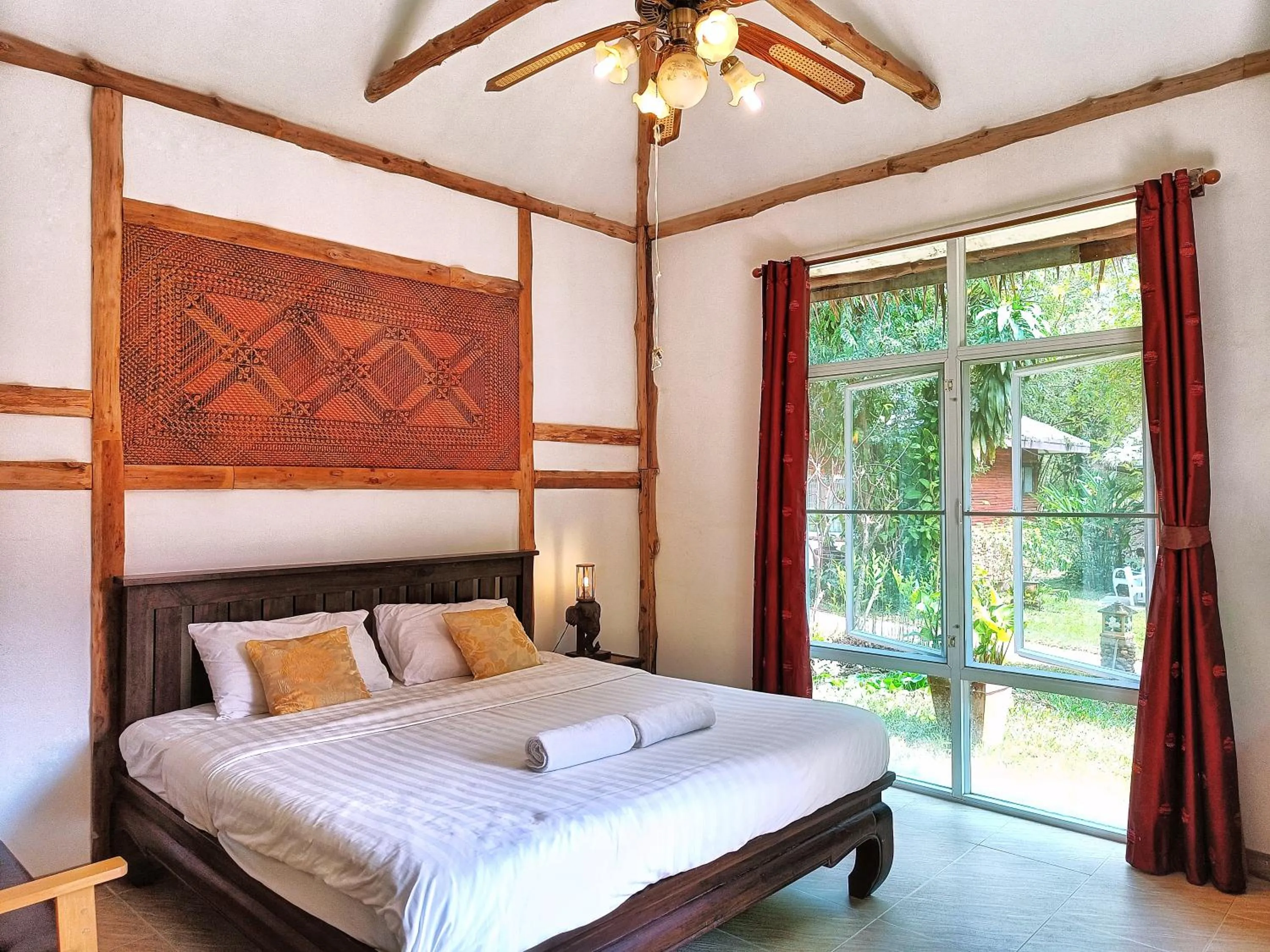 Bed in Kong Garden Resort