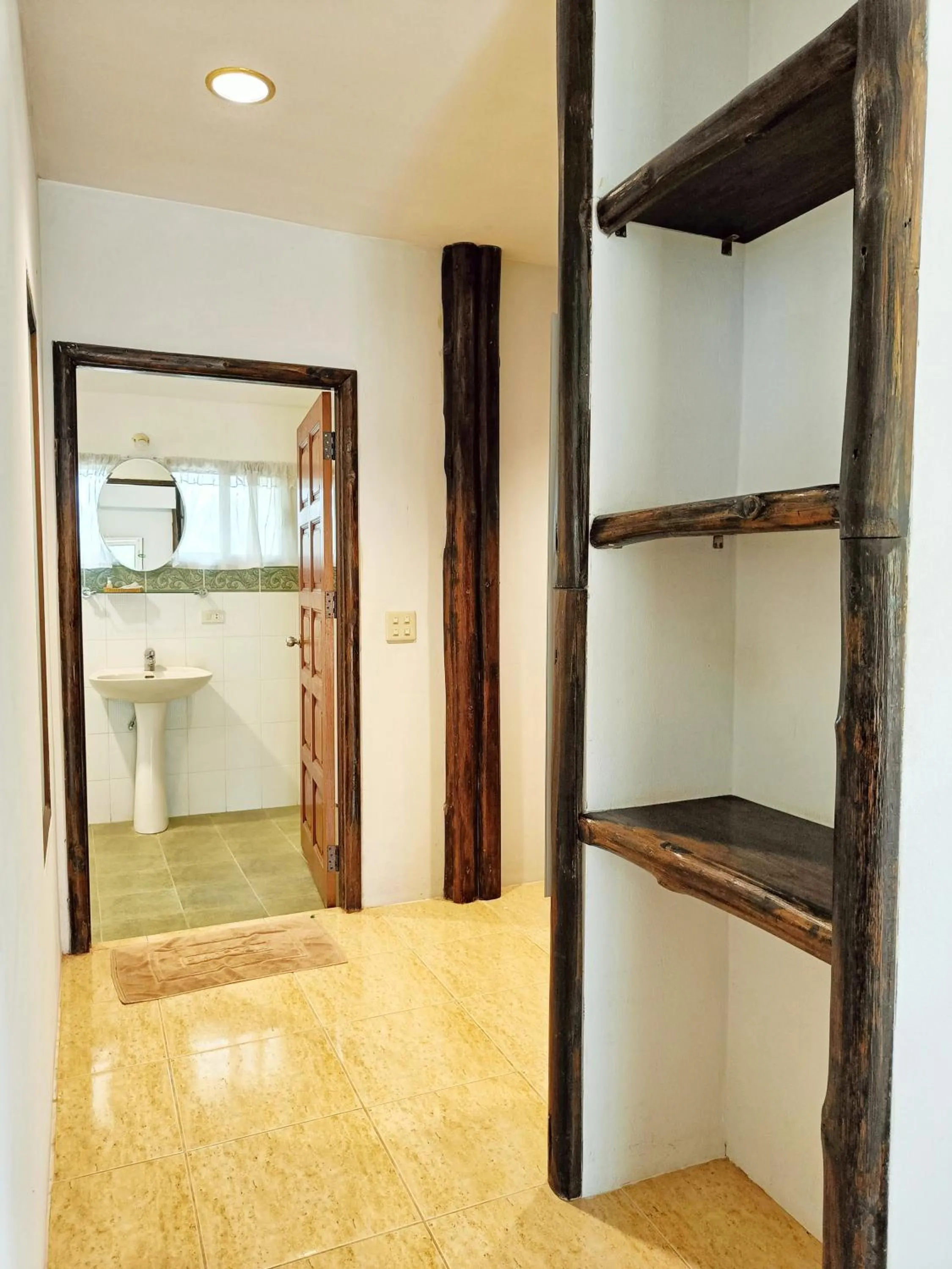 Photo of the whole room, Bed in Kong Garden Resort