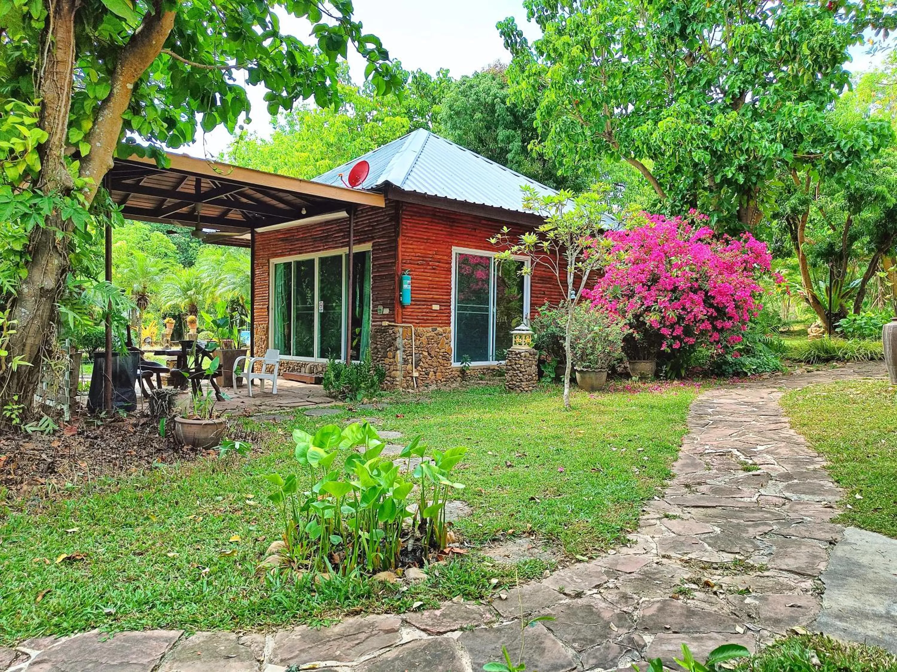 Property building in Kong Garden Resort