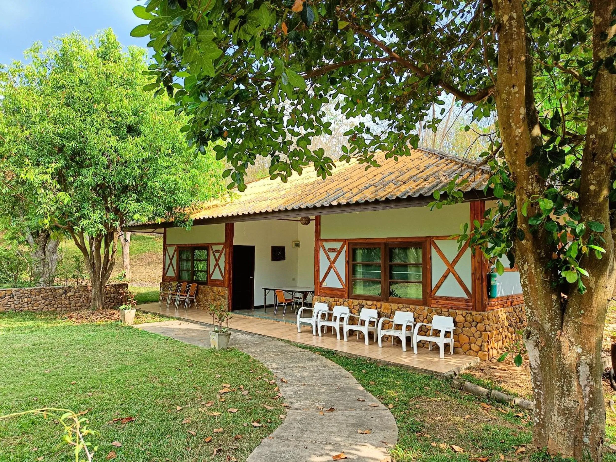 Day in Kong Garden Resort