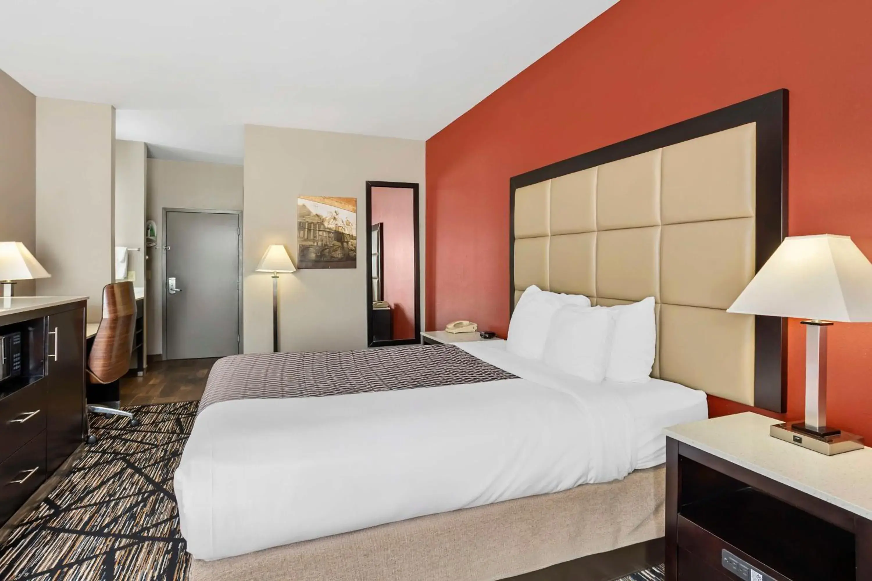 Queen Room - Non-Smoking in Best Western Carlisle Queen Room - Non-Smoking in Best Western Carlisle