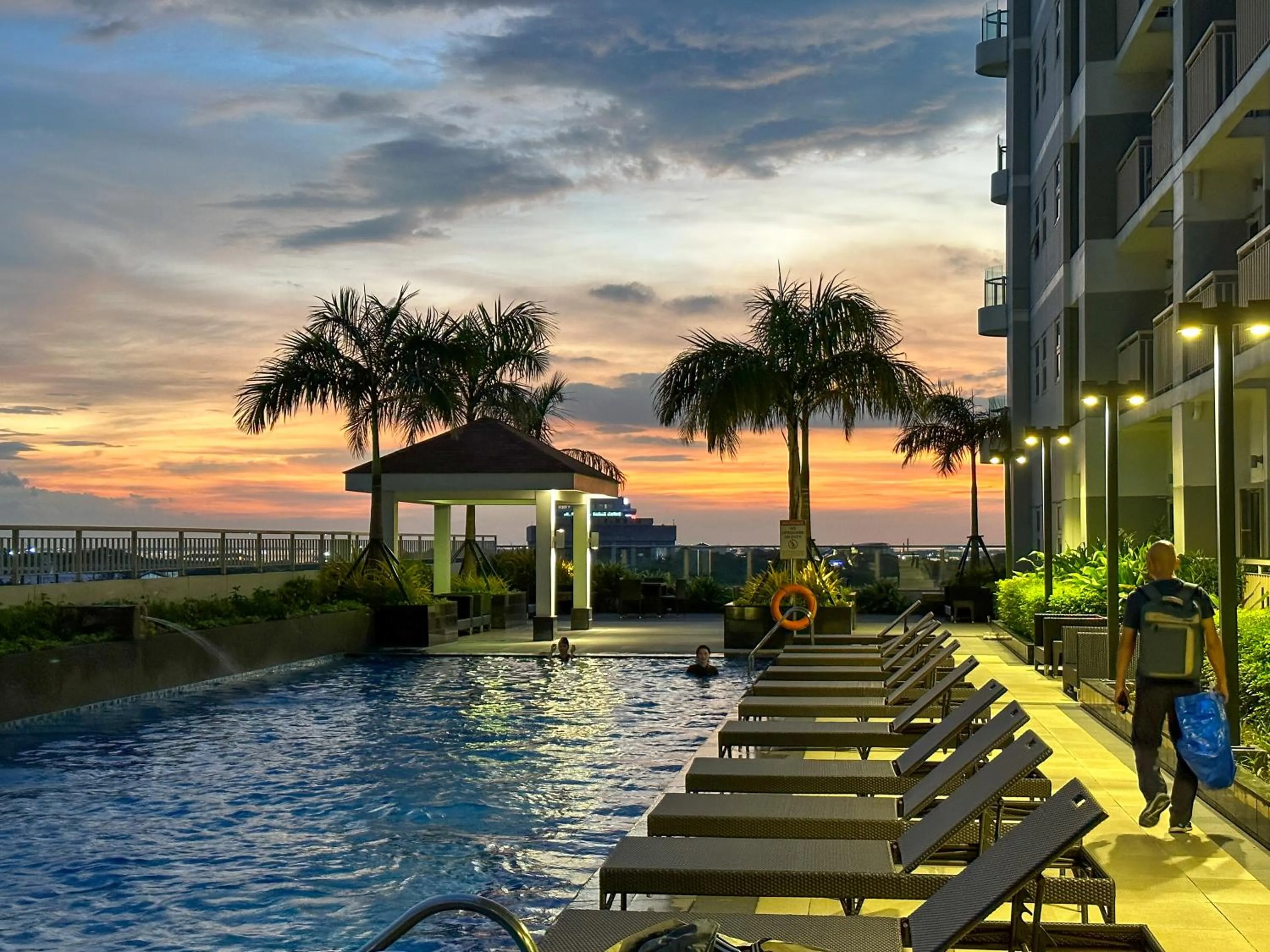 Pool view in GemstoneBR in SMDC Coast Residences