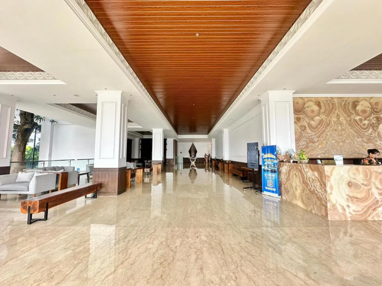 Lobby or reception in The Malioboro Hotel & Conference Center