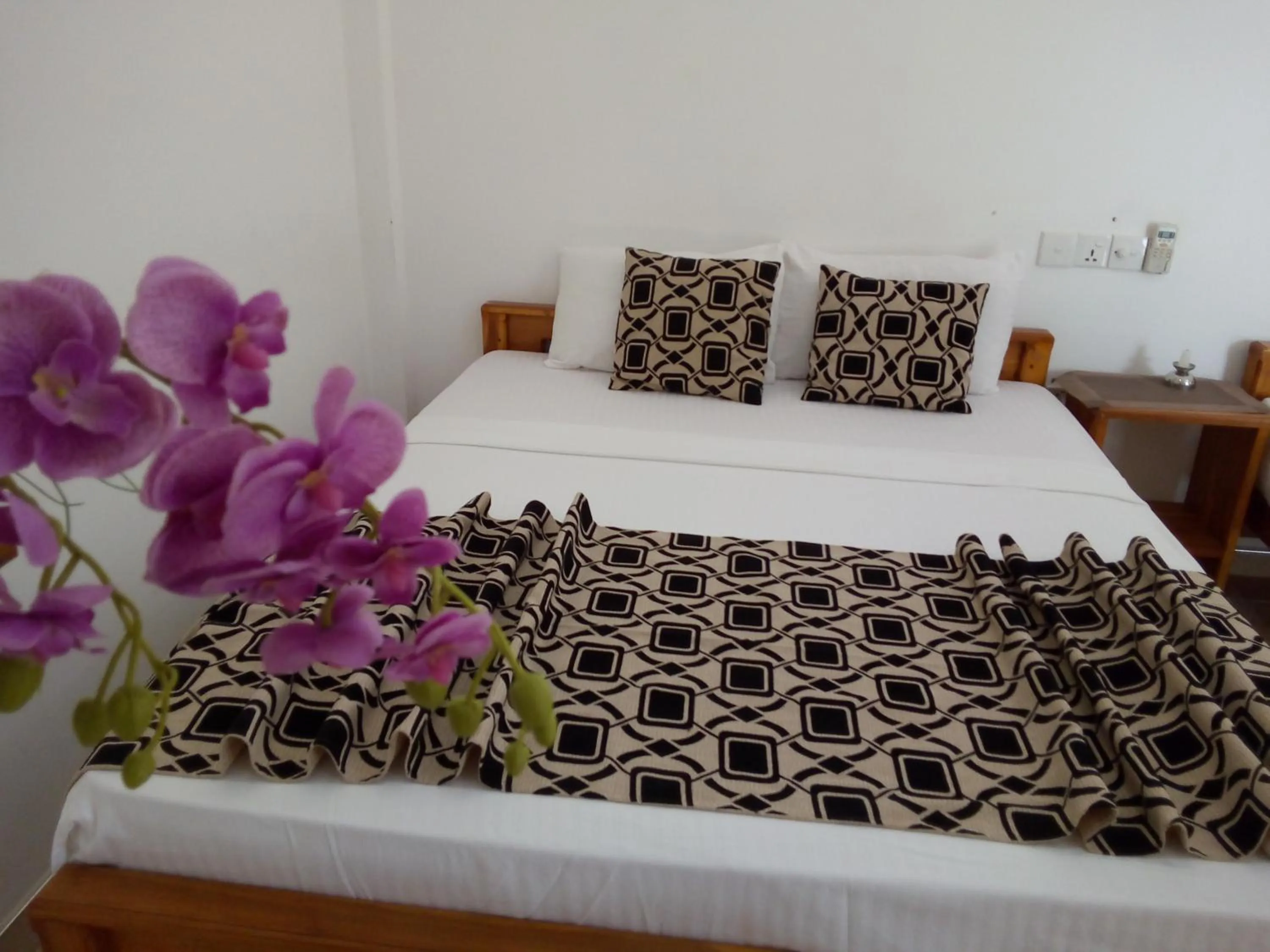 Bed in Hotel Gayan's