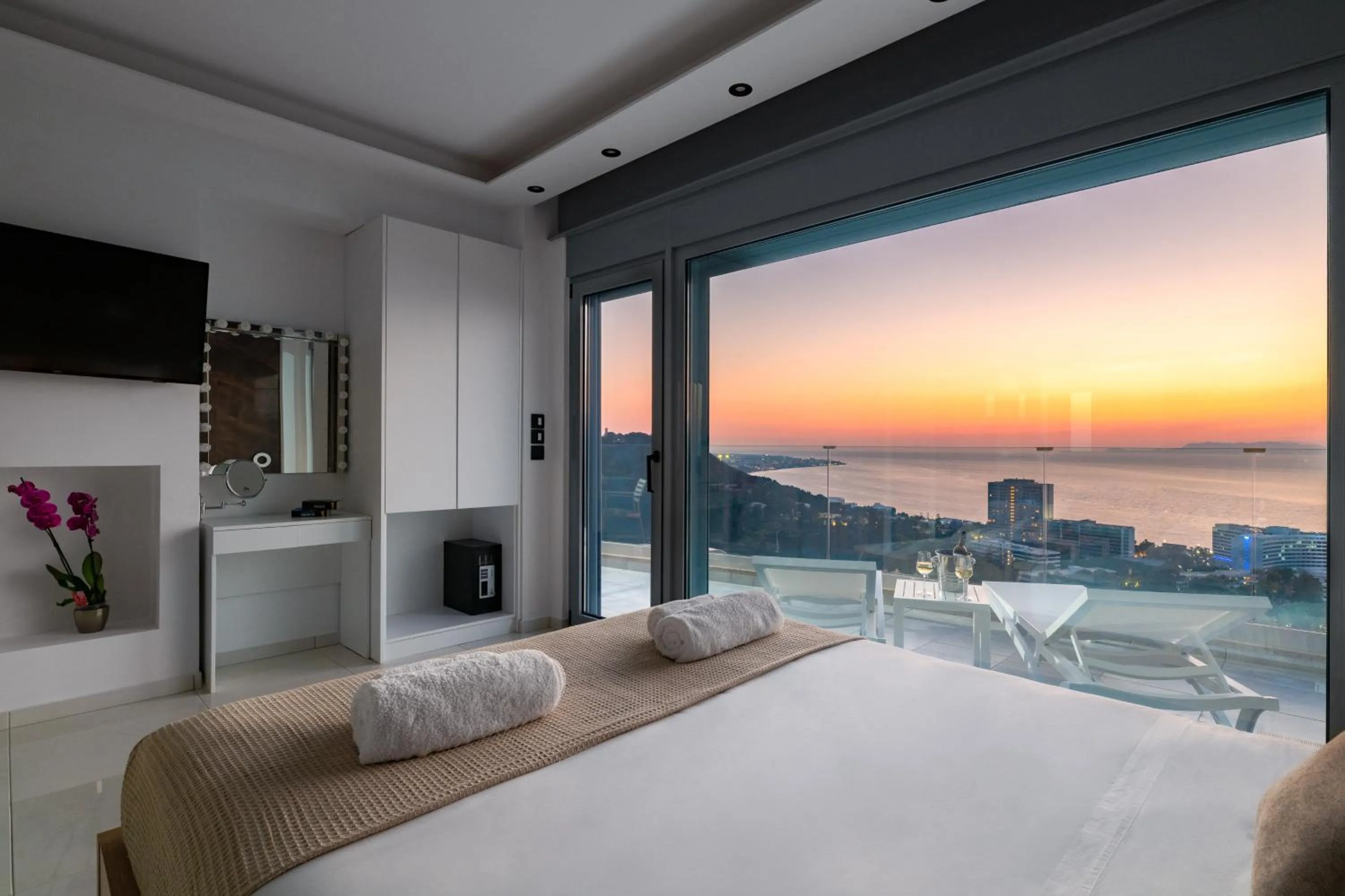 Bathroom, Bed in Rhodes Skyline Suite with out Door Jacuzzi Sea View A2