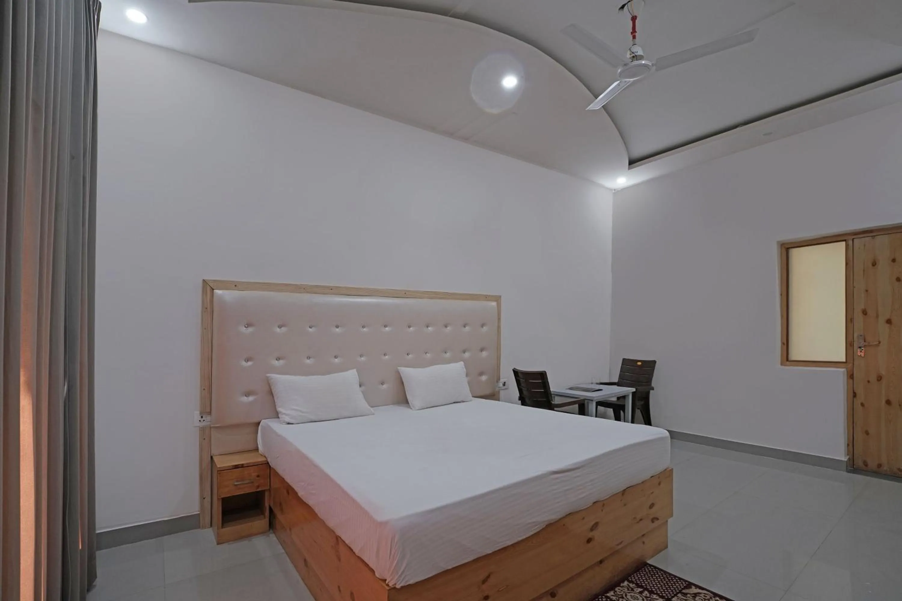 Bedroom, Bed in Hotel O Aditya Residency UK04