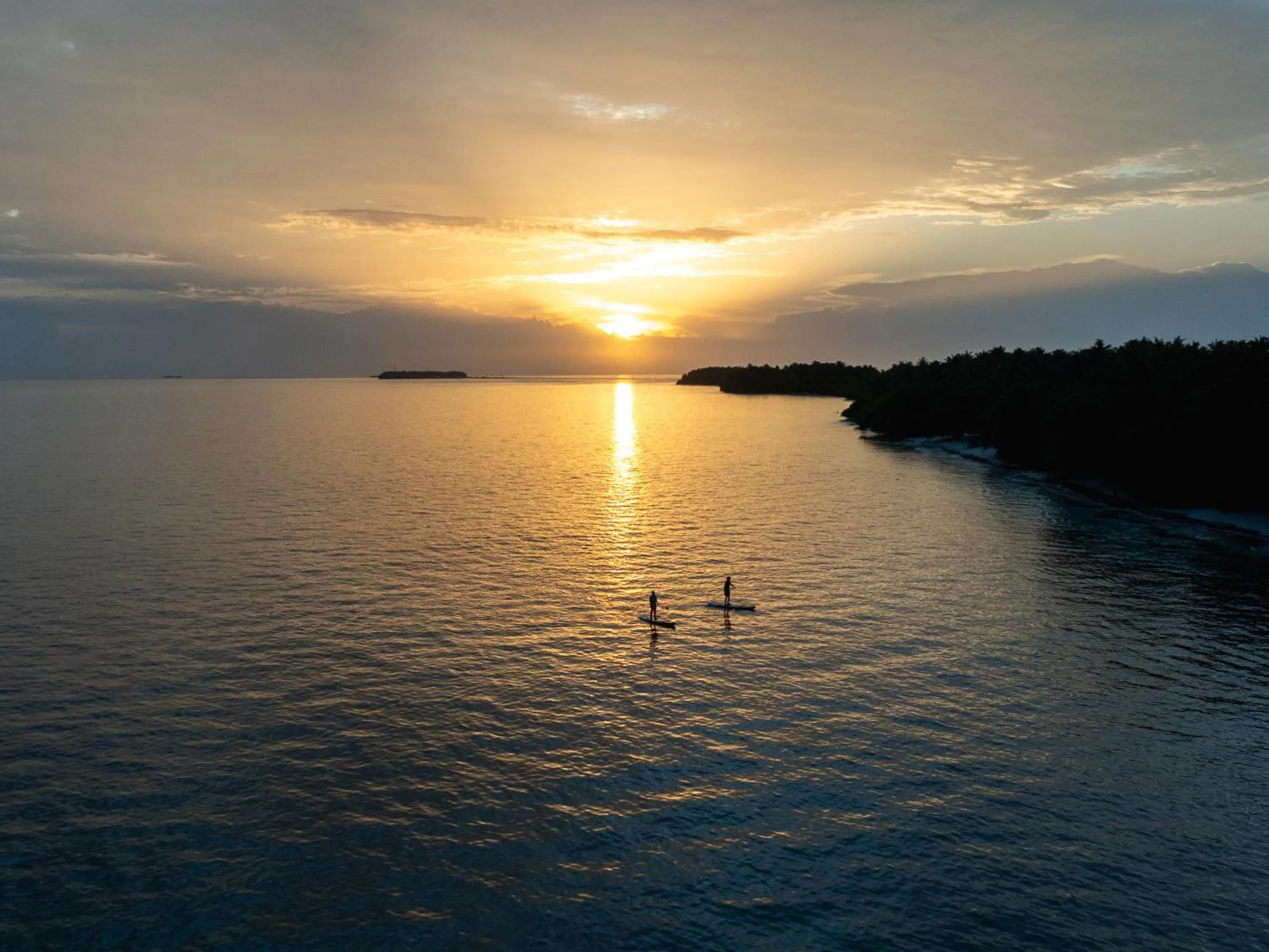 Sunset in Isla Retreat