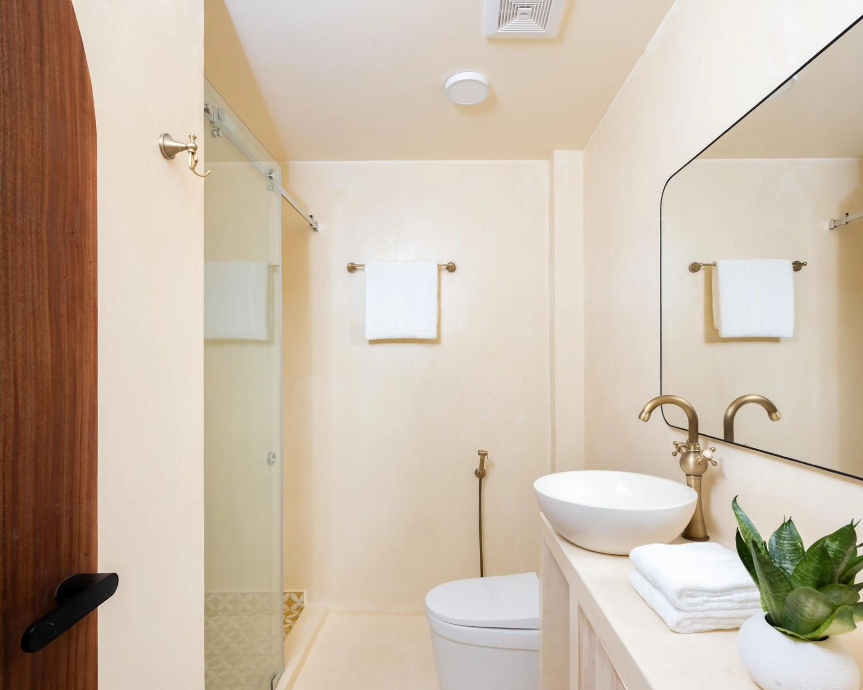 Bathroom in Isla Retreat