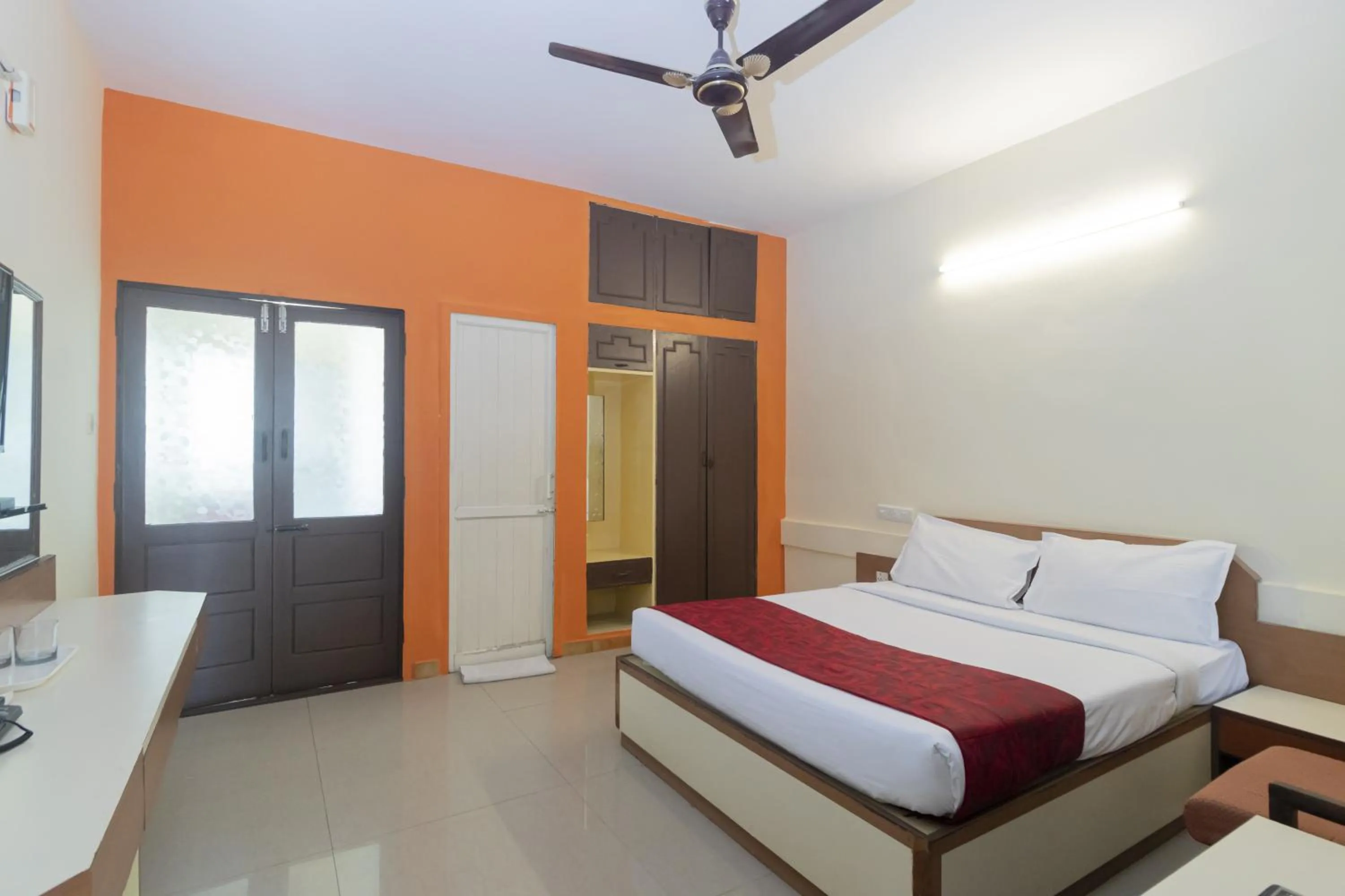 Bedroom, Bed in Hotel Telehaus International