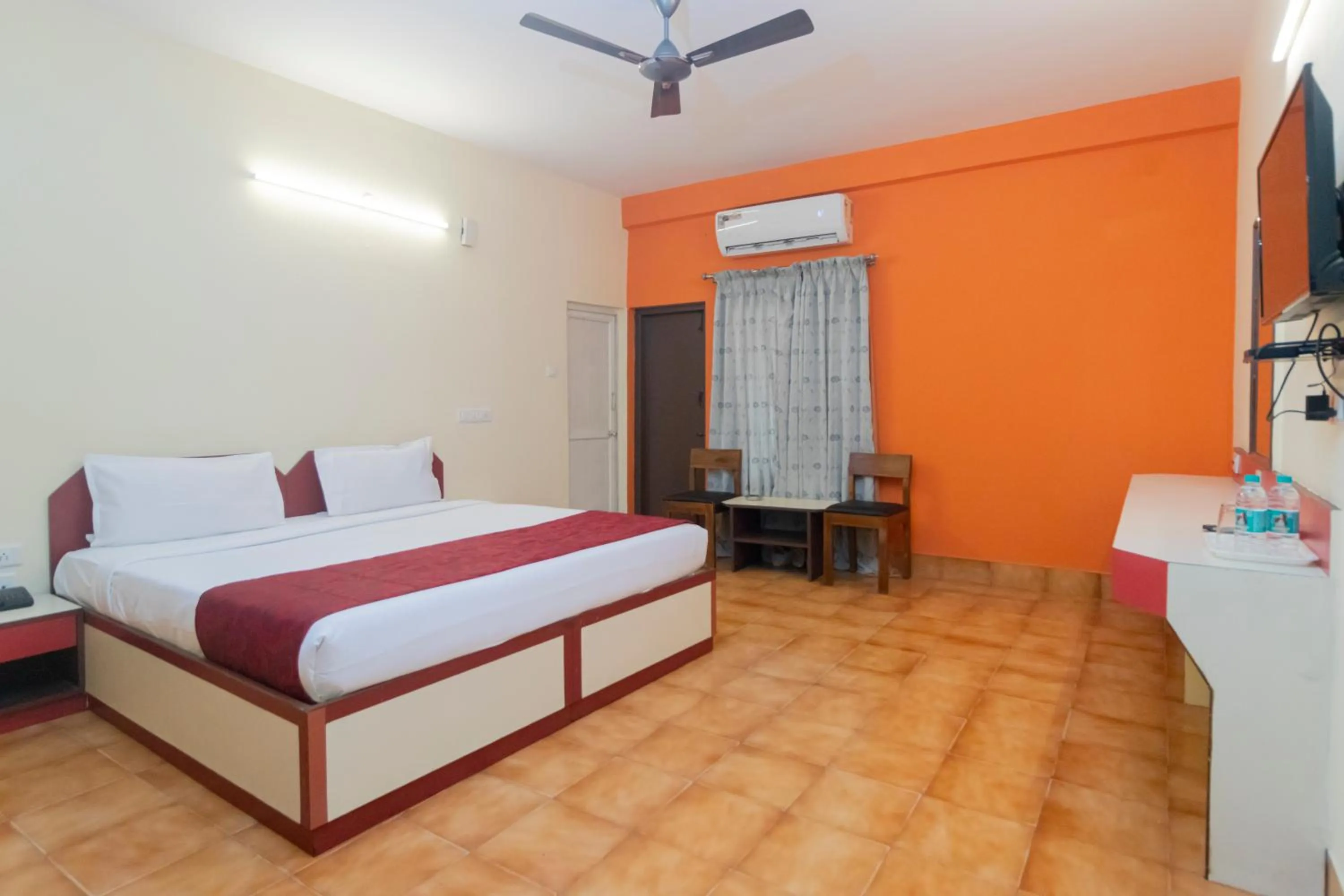 Bed in Hotel Telehaus International