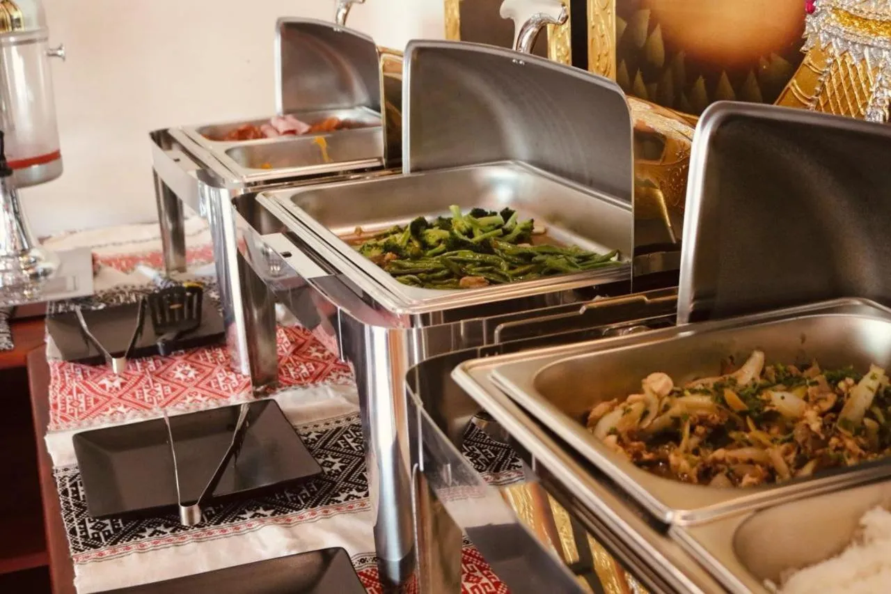 Food in Houngvilai Hotel