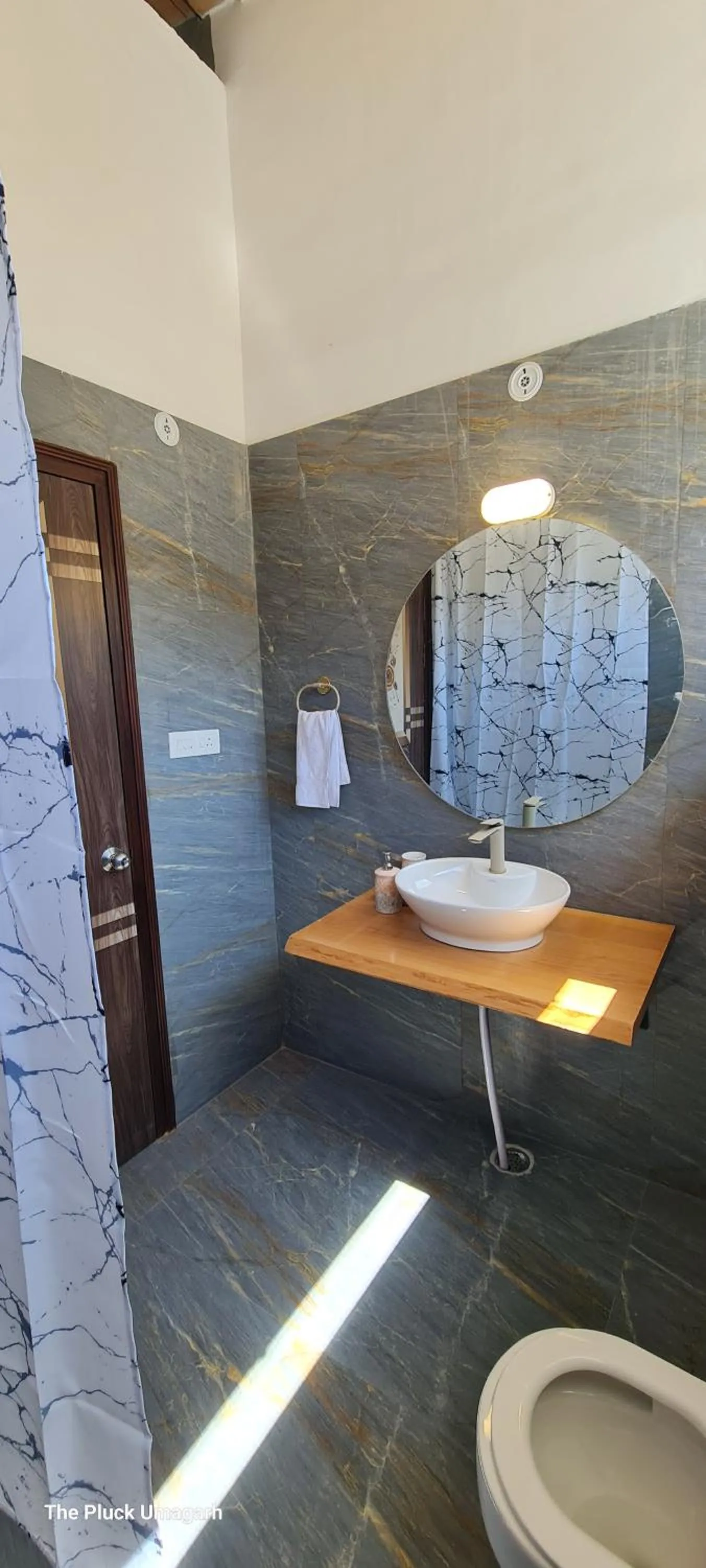 Bathroom in The Pluck- Boutique Luxury Homestay