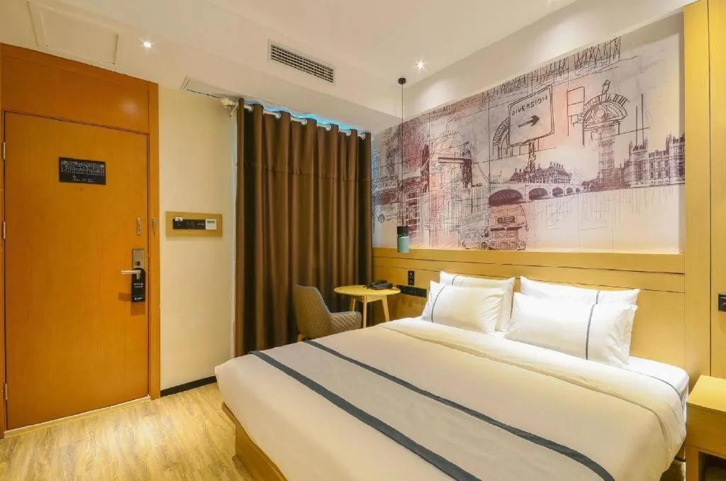 Bed in City Comfort Inn Wuhan Yuanlin Road Metro Station