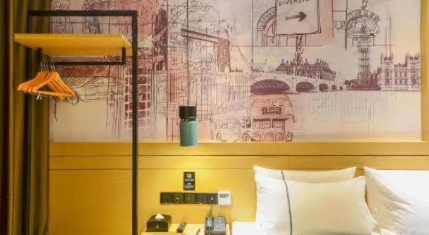 Bed in City Comfort Inn Wuhan Yuanlin Road Metro Station