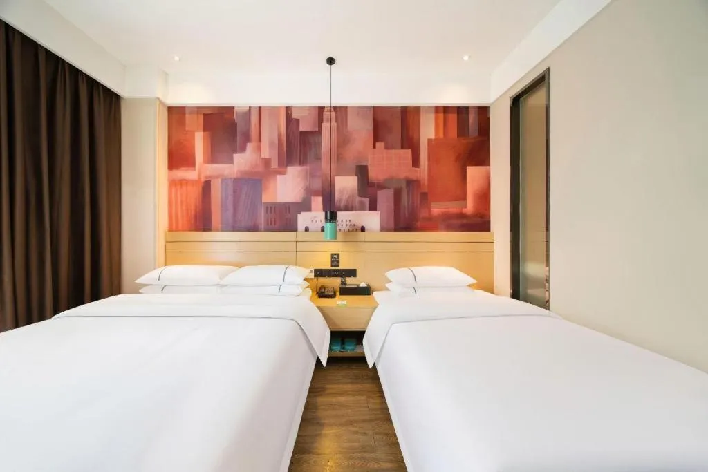 Bed in City Comfort Inn Wuhan Yuanlin Road Metro Station