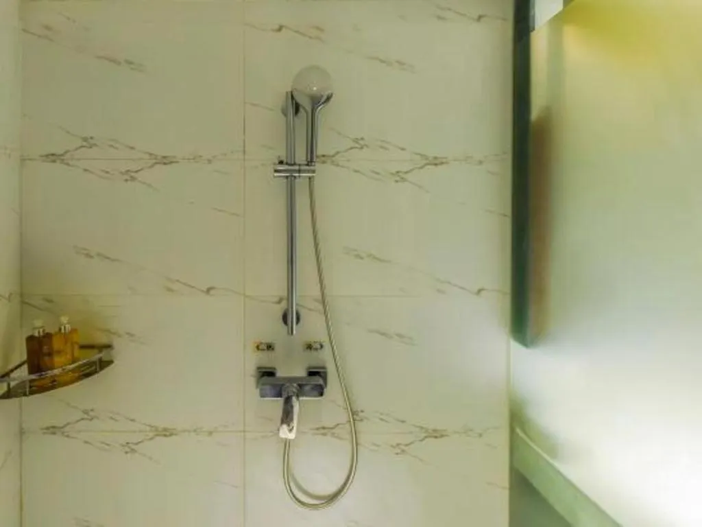 Borrman Hotel Guangzhou Quzhuang Metro Station