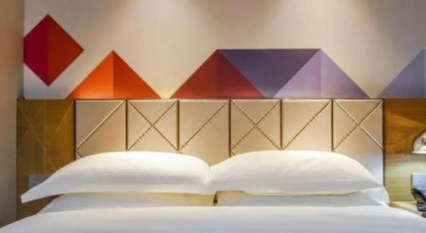 Bed in Borrman Hotel Guangzhou Quzhuang Metro Station