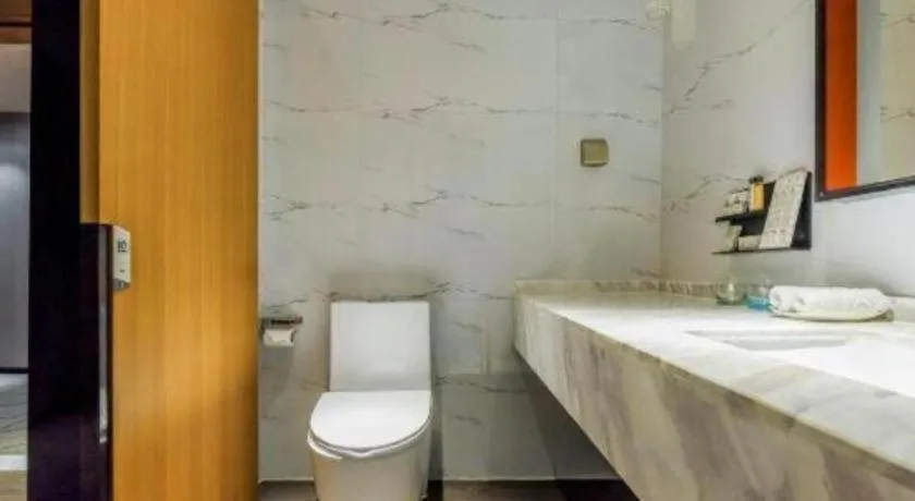 Borrman Hotel Guangzhou Quzhuang Metro Station