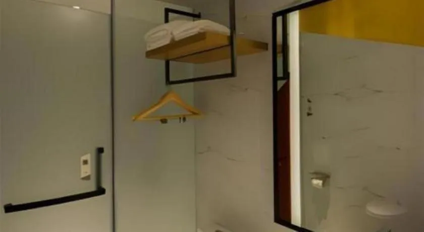 Borrman Hotel Guangzhou Quzhuang Metro Station