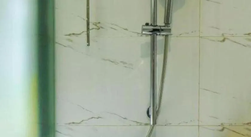 Borrman Hotel Guangzhou Quzhuang Metro Station