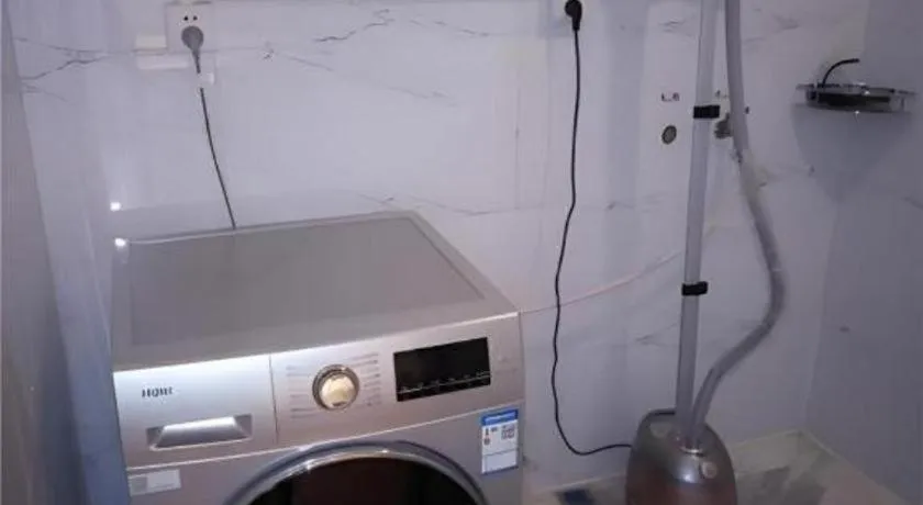 Borrman Hotel Guangzhou Quzhuang Metro Station