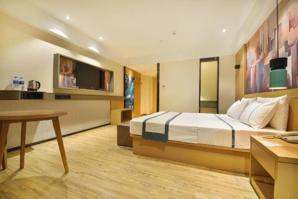 Bed in City Comfort Inn Wuhan Hankou Bei Light Rail Station