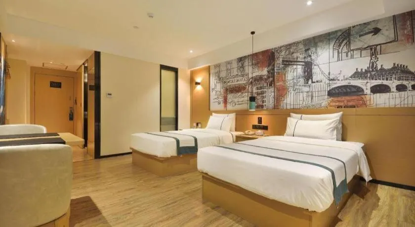 Bed in City Comfort Inn Wuhan Hankou Bei Light Rail Station