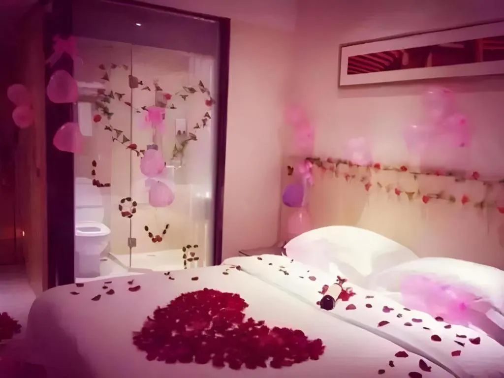 Bed in City Comfort Inn Guangzhou Zhongluotan Culture Square