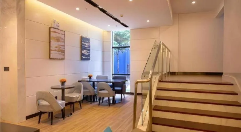 Echarm Hotel Kunming High-tech Zone Economic Management College