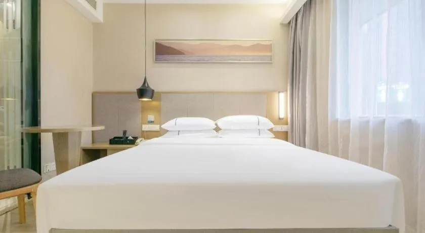 Bed in City Comfort Inn Wuhan Xudong Street Wangjiadun Metro Station