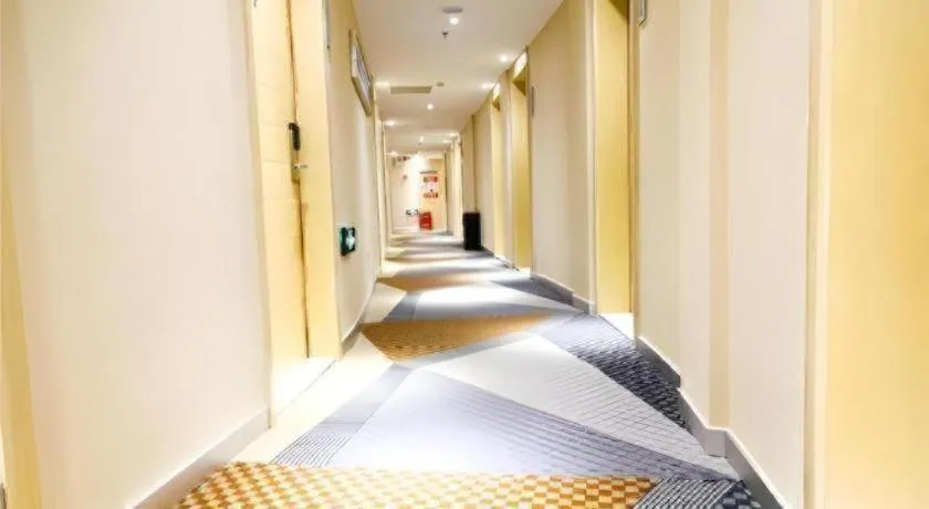 City Comfort Inn Wuhan Zongguan Metro Station