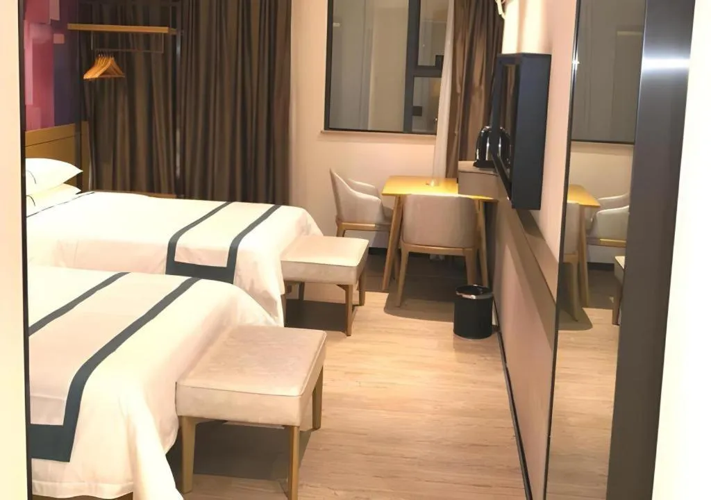 Bed in City Comfort Inn Guangzhou Shisanhang Shachong Metro Station