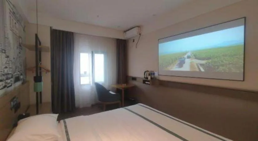 Bed in City Comfort Inn Guangzhou Shisanhang Shachong Metro Station