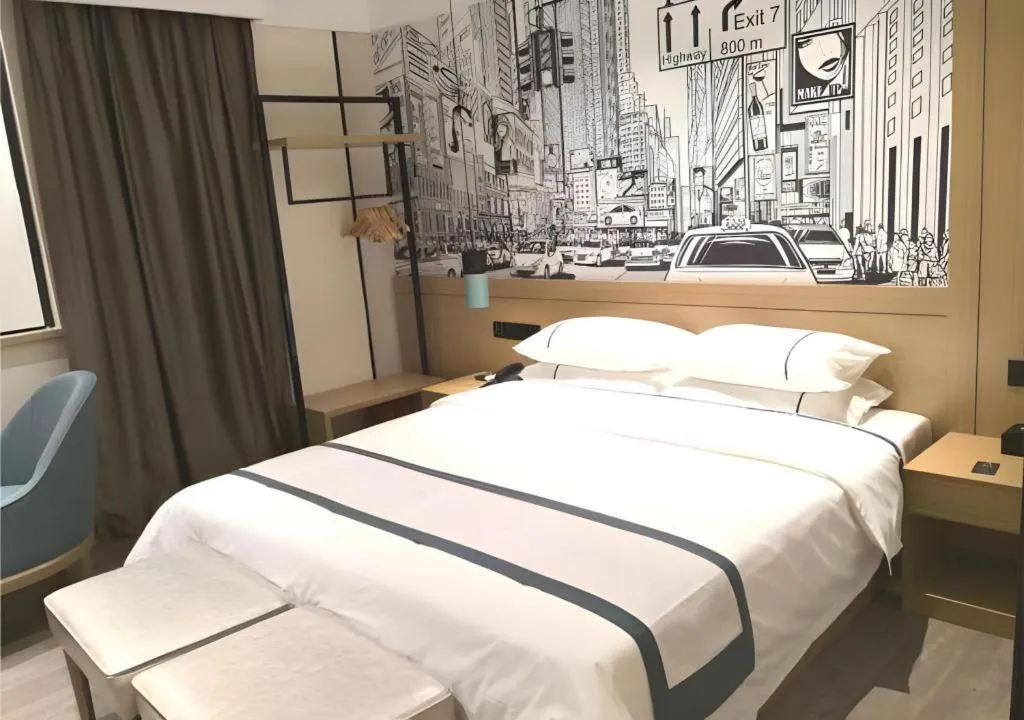 Bed in City Comfort Inn Guangzhou Shisanhang Shachong Metro Station