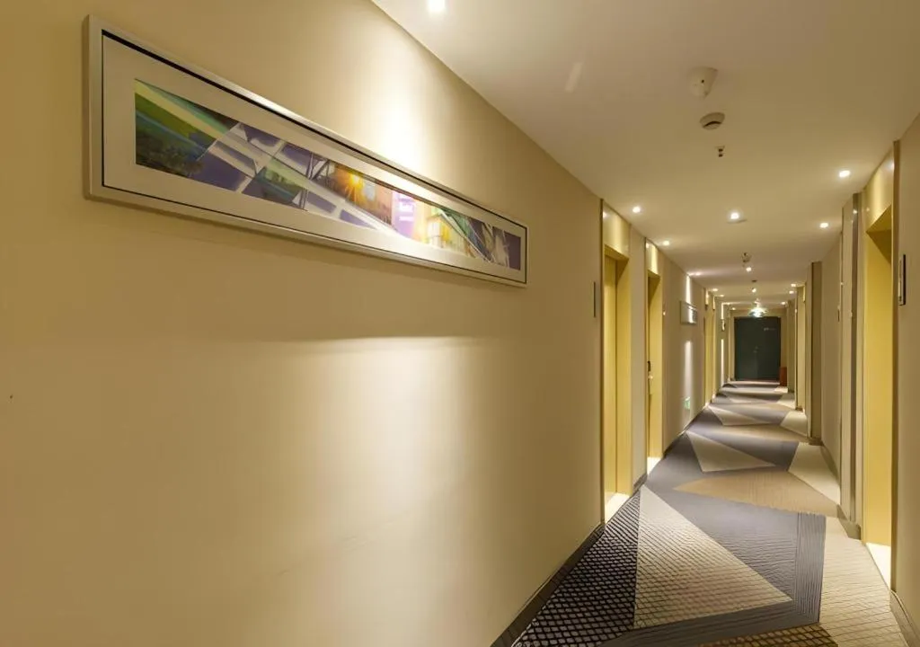 City Comfort Inn Wuhan Jiefang Avenue Xinrong Light Rail Station