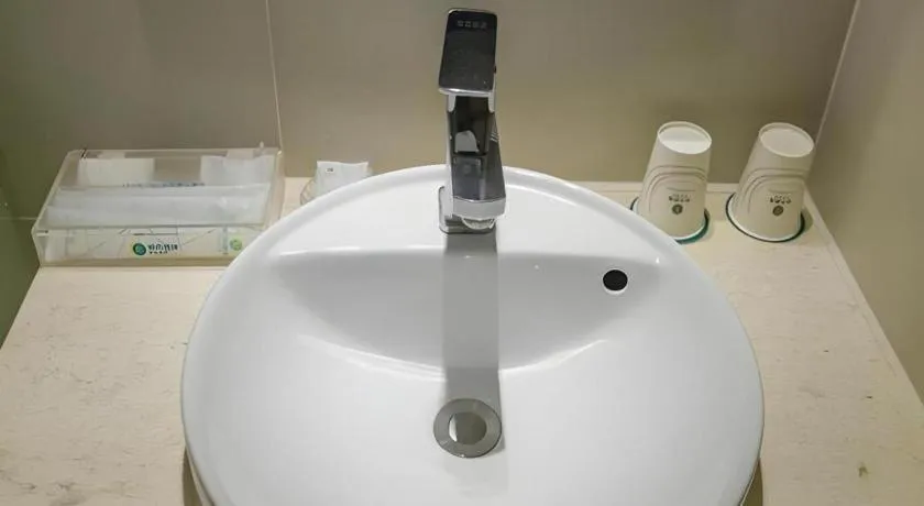 City Comfort Inn Wuhan Jiefang Avenue Xinrong Light Rail Station