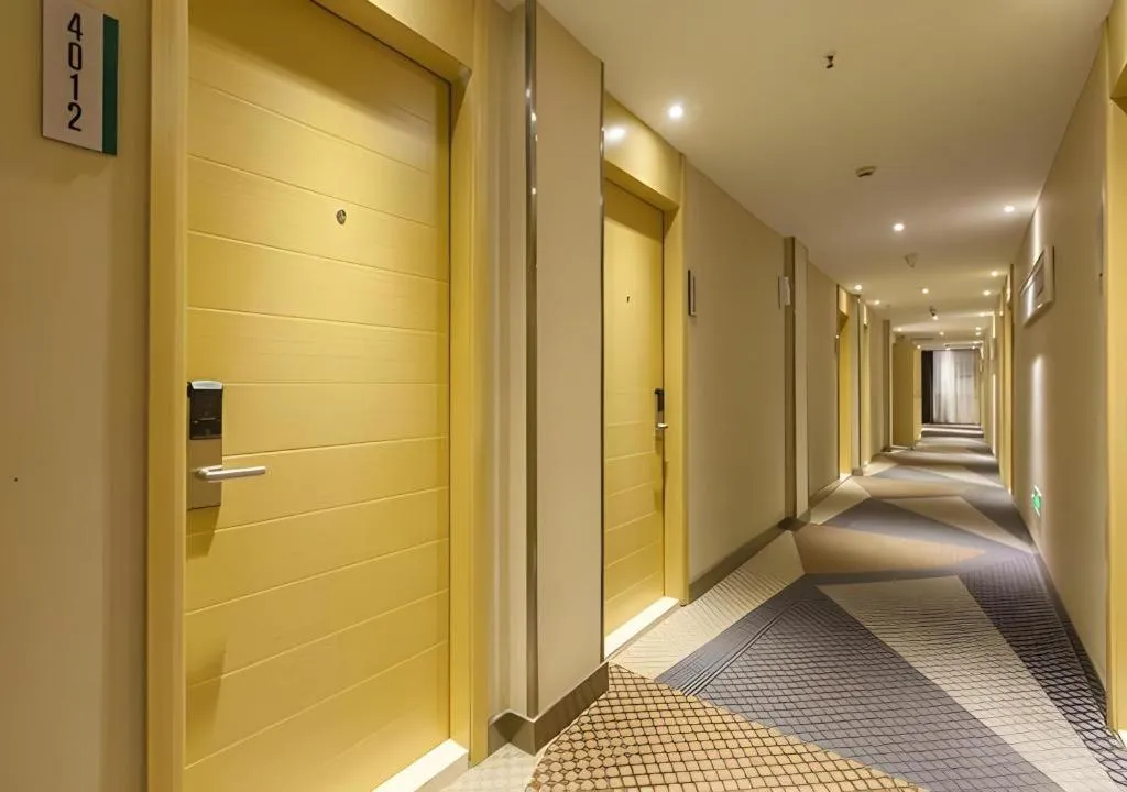 City Comfort Inn Wuhan Jiefang Avenue Xinrong Light Rail Station