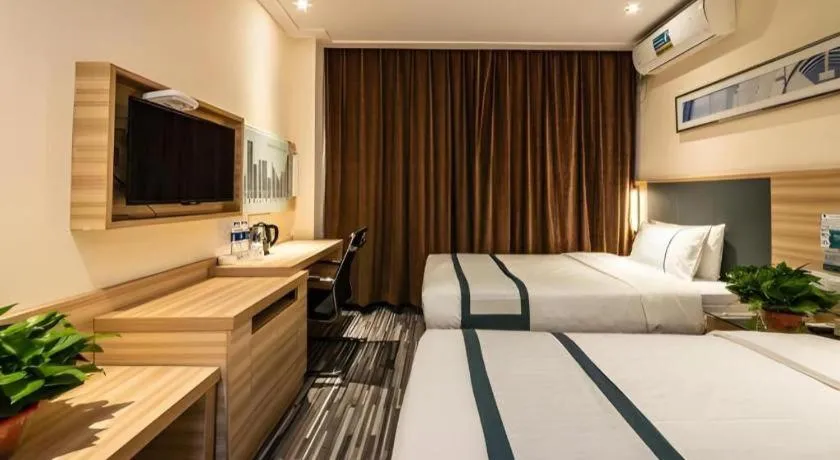 Bed in City Comfort Inn Zhengzhou Railway Station Erqi Square