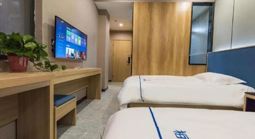 Bed in City Comfort Inn Zhengzhou Railway Station Erqi Square