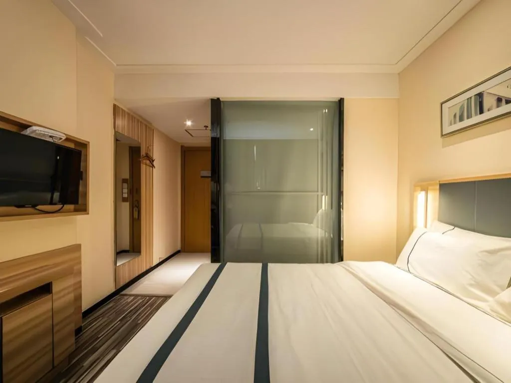 Bed in City Comfort Inn Zhengzhou Railway Station Erqi Square