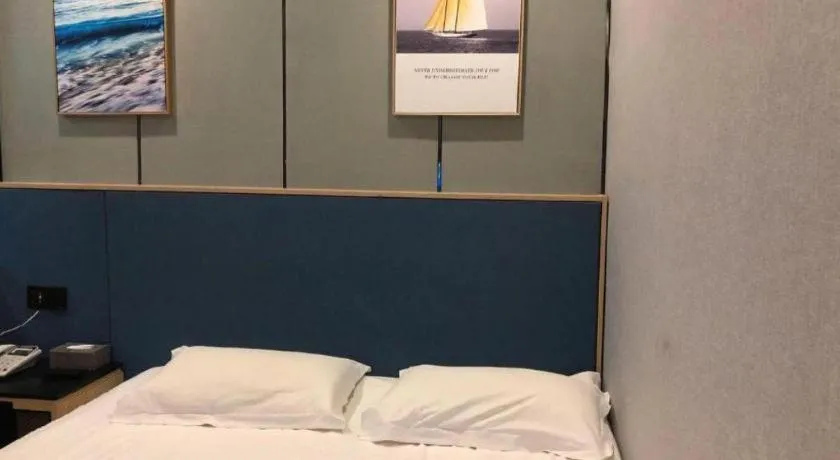 Bed in City Comfort Inn Zhengzhou Railway Station Erqi Square