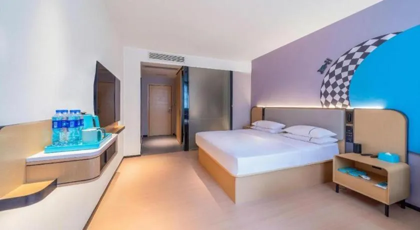 Bed in City Comfort Inn Zhongshan Nanqu Subdistrict Yong'an Square