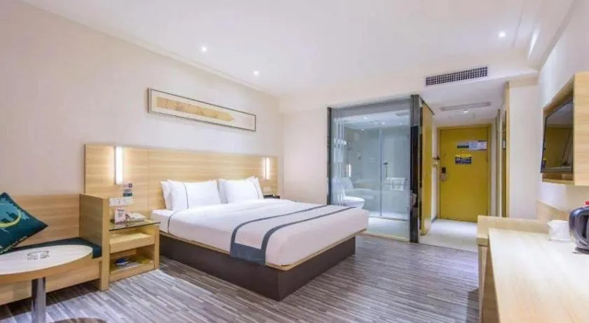 Bed in City Comfort Inn Zhongshan Nanqu Subdistrict Yong'an Square