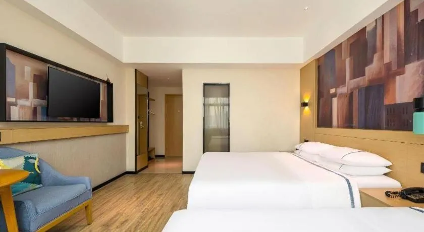 Bed in City Comfort Inn Haikou Zhongjie Road Walking Street