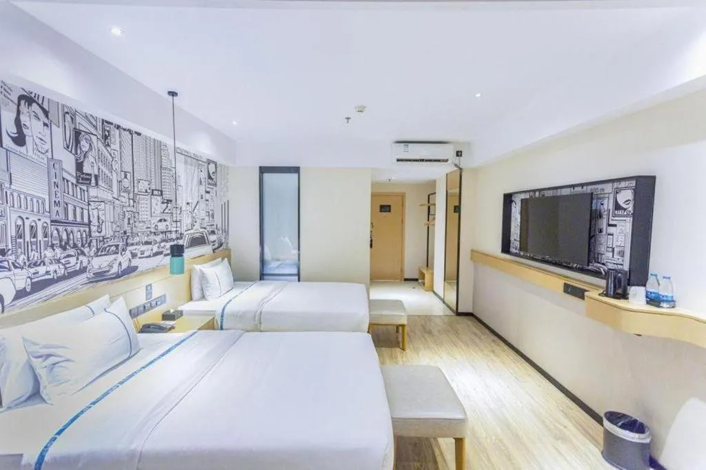 Bed in City Comfort Inn Haikou Zhongjie Road Walking Street