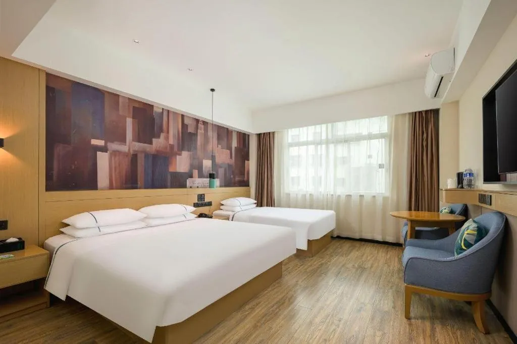 Bed in City Comfort Inn Haikou Zhongjie Road Walking Street