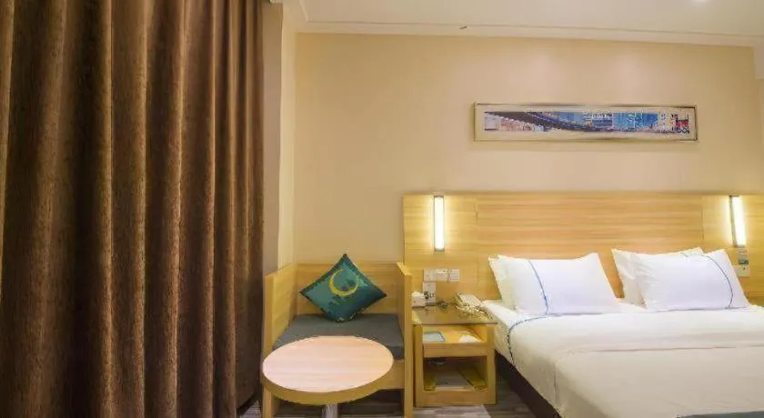Bed in City Comfort Inn Wuhan Huanghe Tower Shouyi Metro Station