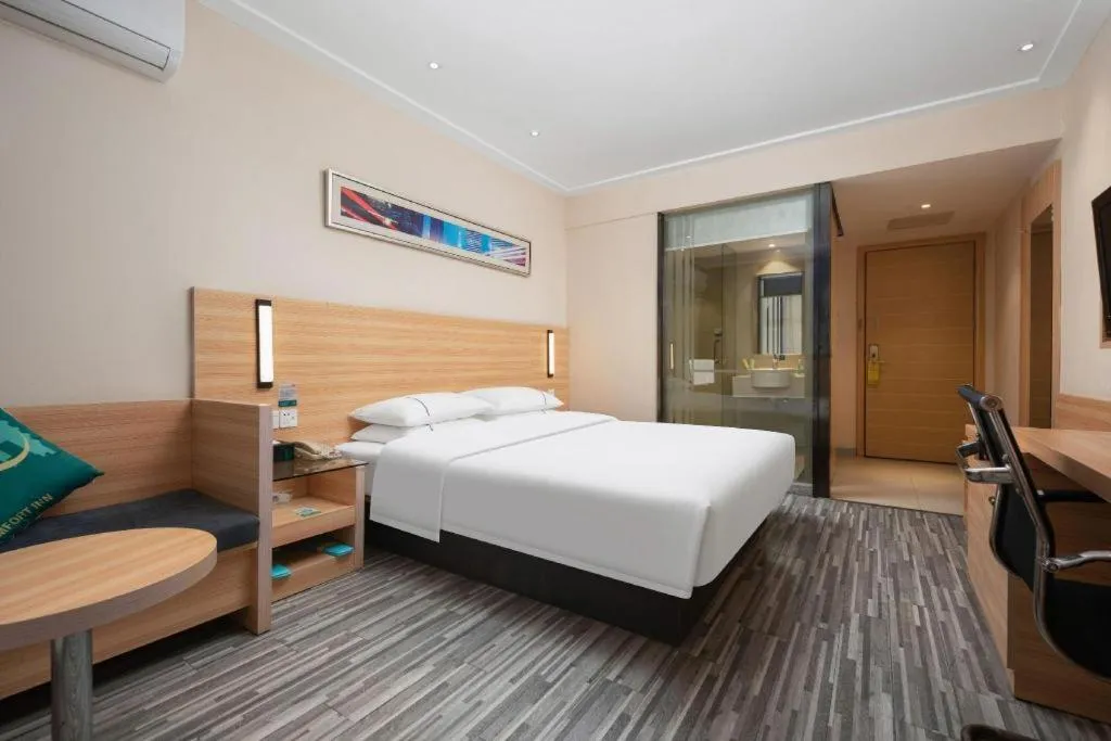Bed in City Comfort Inn Wuhan Huanghe Tower Shouyi Metro Station