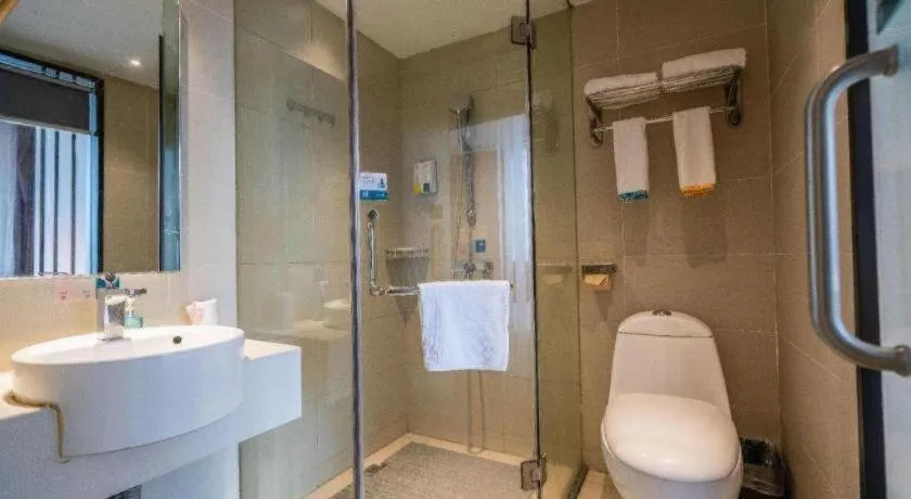 City Comfort Inn Wuhan Huanghe Tower Shouyi Metro Station