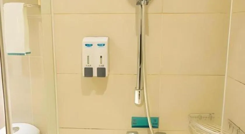 City Comfort Inn Wuhan Huanghe Tower Shouyi Metro Station